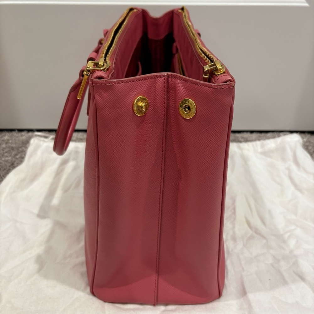 Authentic Prada Saffiano Leather Double Zip Pink Galleria Tote Bag - Picture 5 of 10